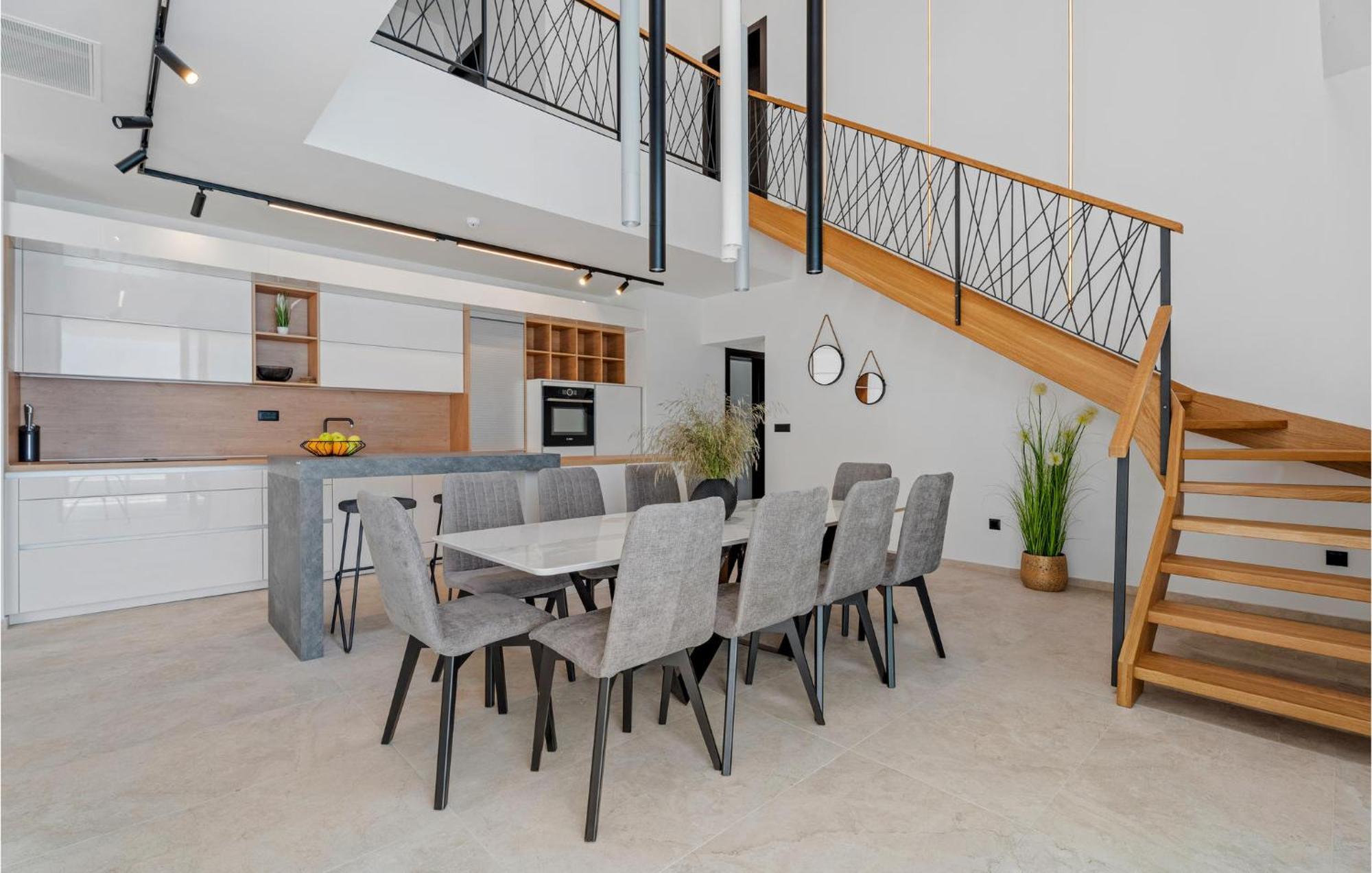 Beautiful Home In Omis With Kitchen Екстер'єр фото